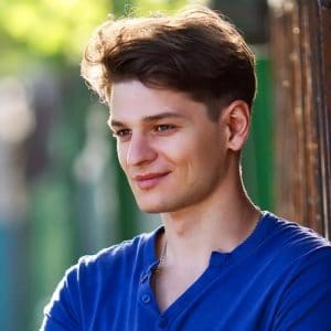 Medium-Hair-for-Men