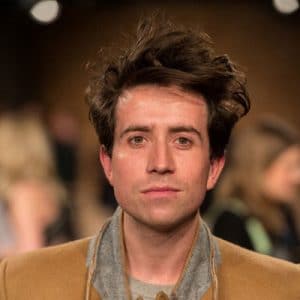 Messy-Hairstyles-for-Men-Grimshaw-