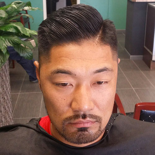 vicmoore29 short beard 10 Beards of Instagram