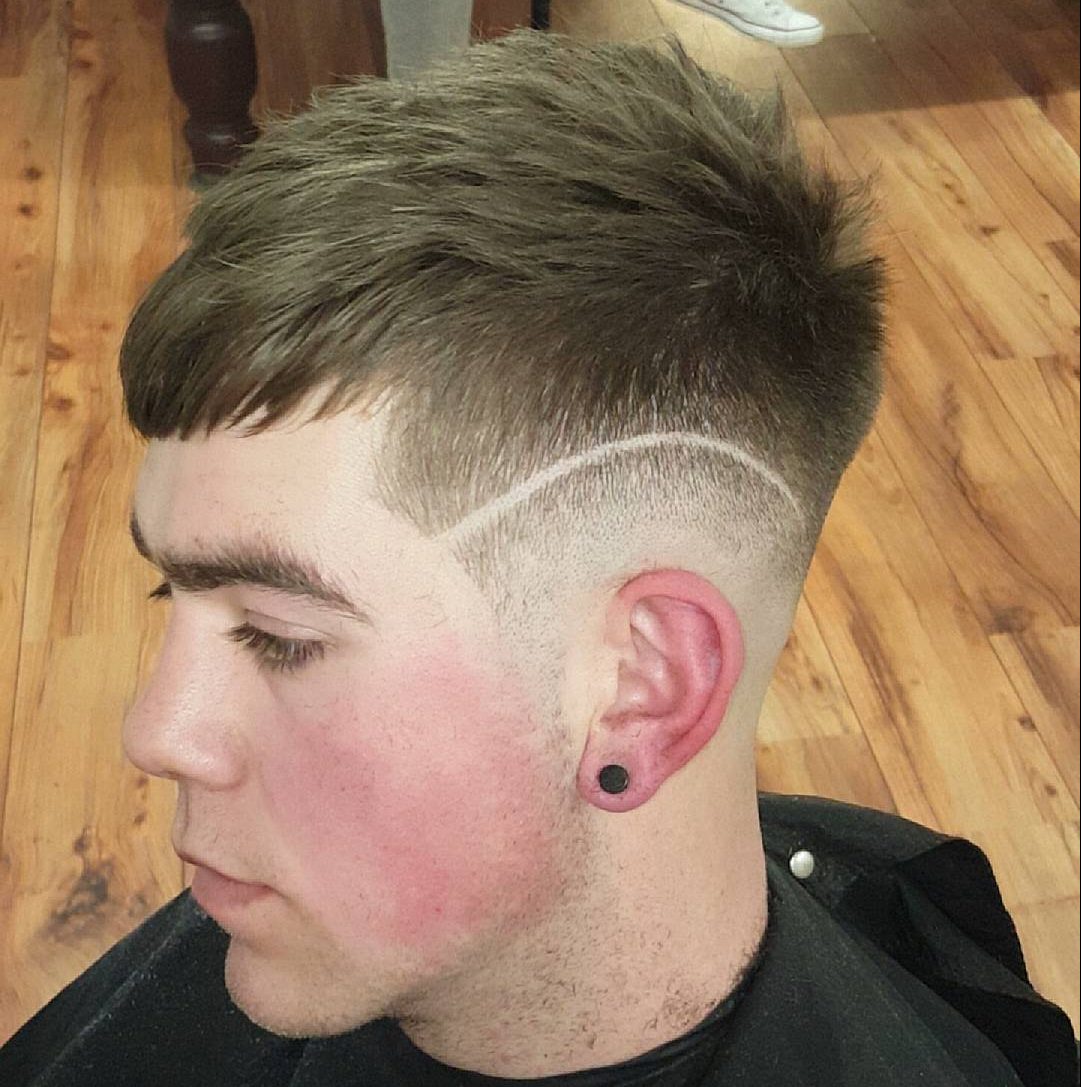 notoriousbarbers_short crop fade surgical line
