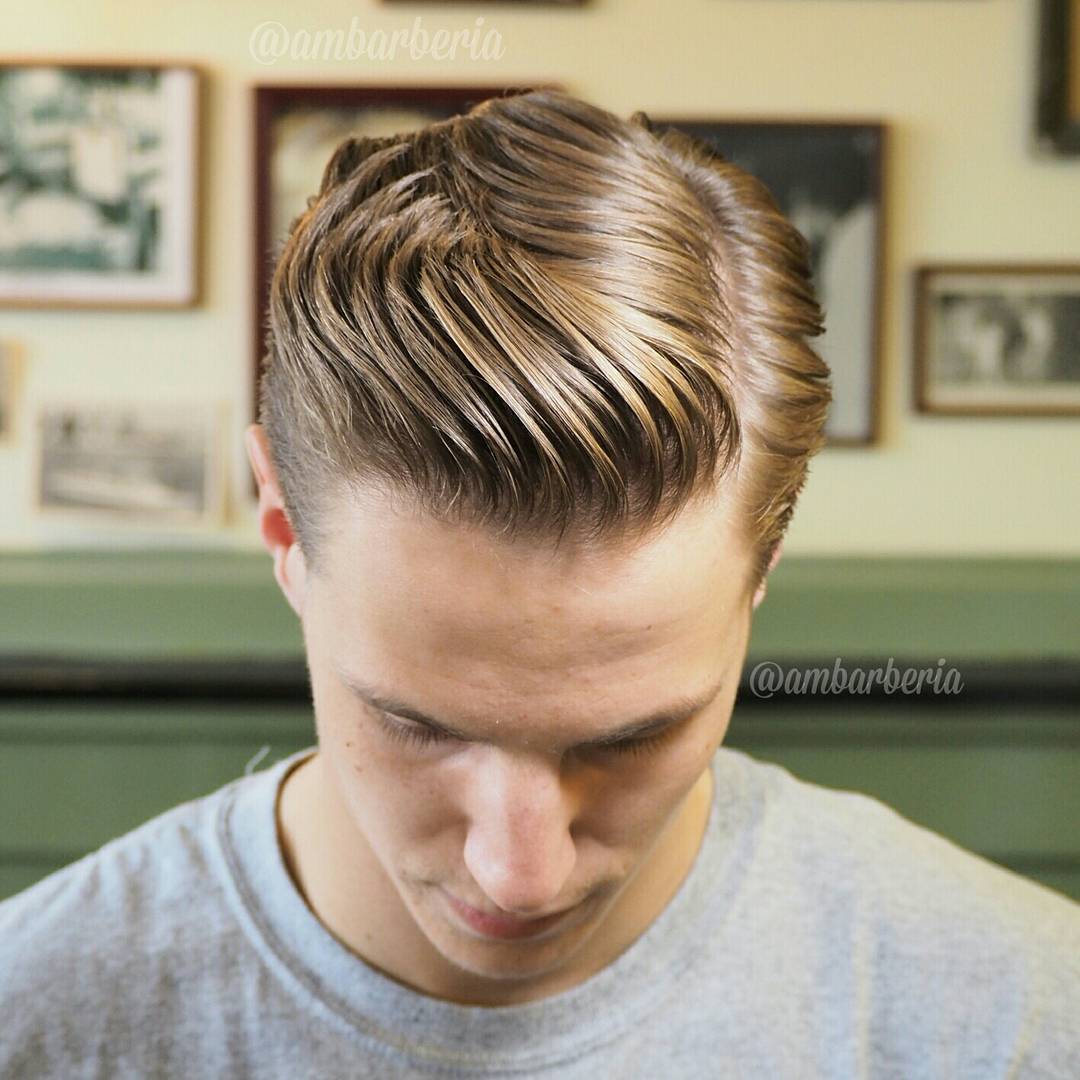 ambarberia-mens-slicked-back-haircut