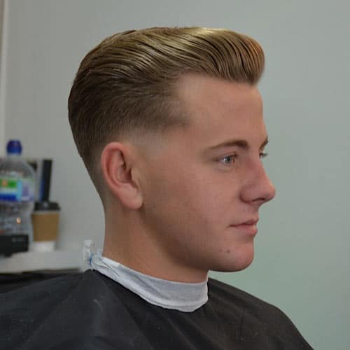 3 Vintage Slick Pompadour Stile: Barber Brian Burt