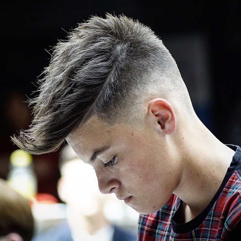 Smashing Mens hairstyles - Perfect and professional stylish haircut for men  2019 🔥🔥 Most wanted haircut with blackish colour shade with rear and  rough beard style specially for men 2019🔥🔥 #smashingmenshairstyles  #menshaircut2019 #