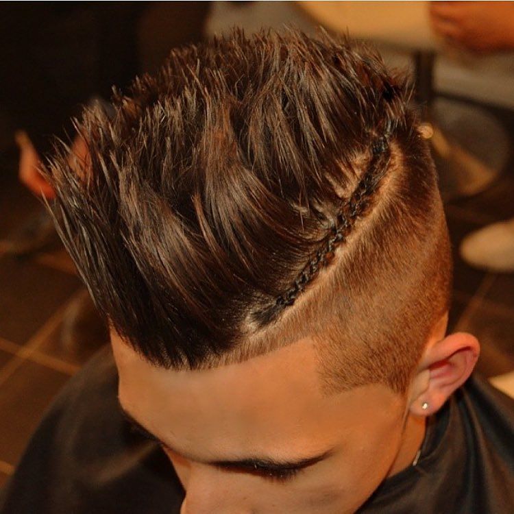 kieronthebarber_and Cheeky braid texturized hair on top