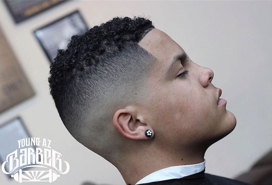 youngazbarber_and skin fade short curly hair haircut for men