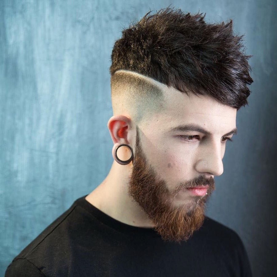 braidbarbers_and mens haircut skin fade textured choppy crop with fringe swept to the side