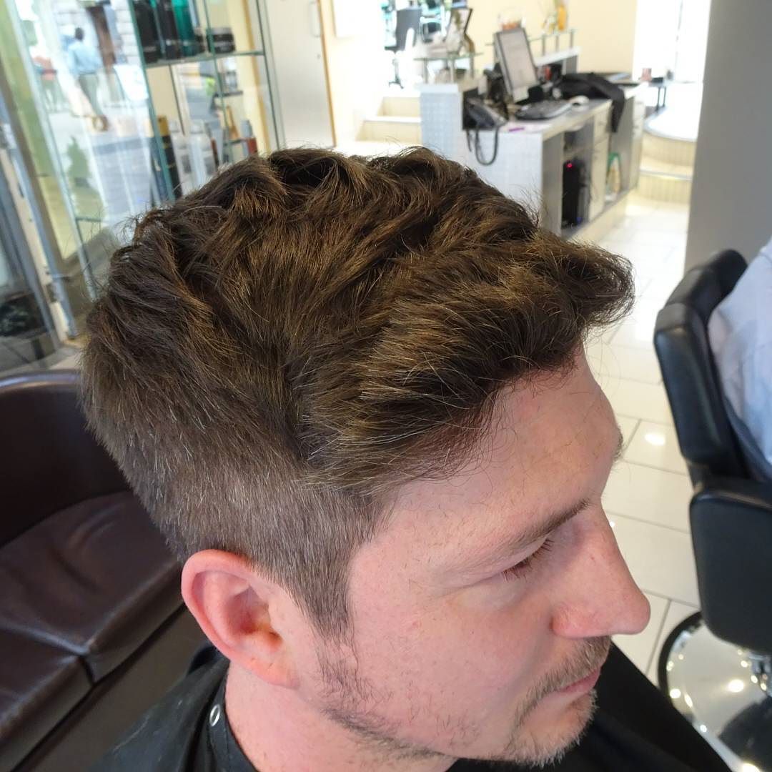 ross_blue_steel_barber_and_Disconnected_beach_pomp