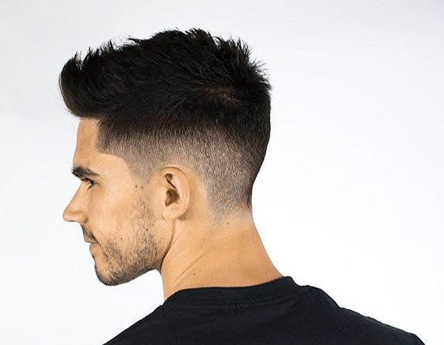 Cabello grueso Fade cool peinados para hombres