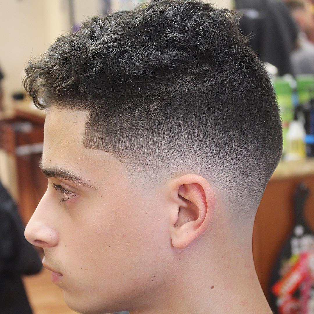 barberjuan94-short-curly-mens-haircut