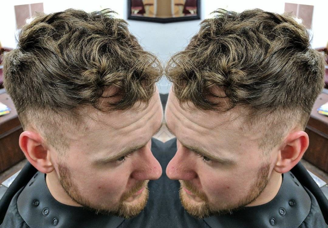 21 Cool Men's Haircuts For Wavy Hair (2018 Update)