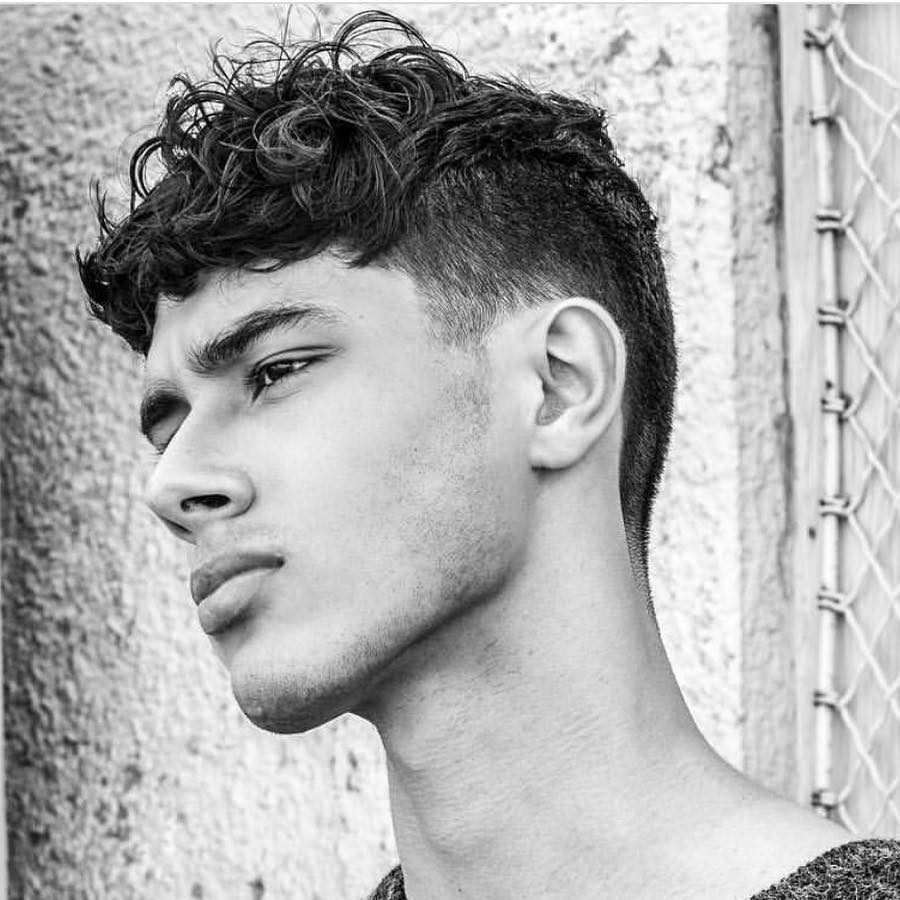 men's hairstyle for curly hair
