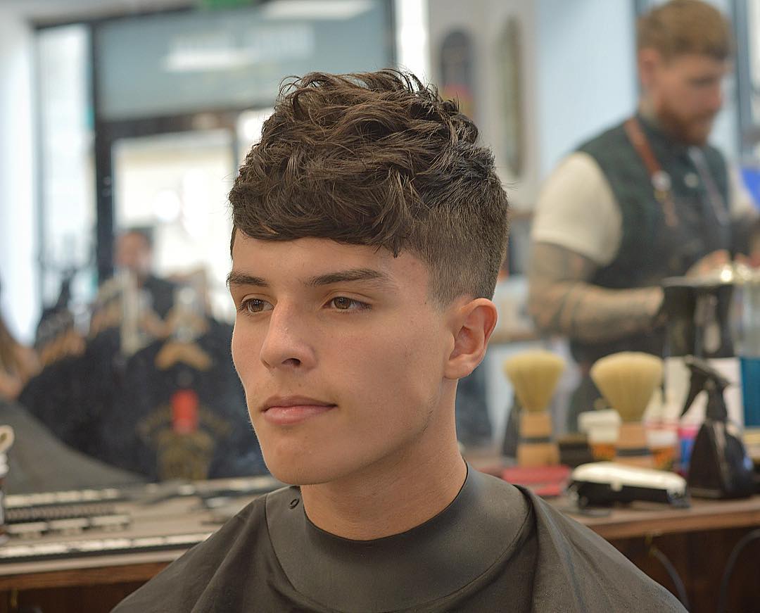15+ Men's Wavy Hair Hairstyles (2020 Cool Styles) 15+ Men's Wavy Hair Hairstyles (2020 Cool Styles)