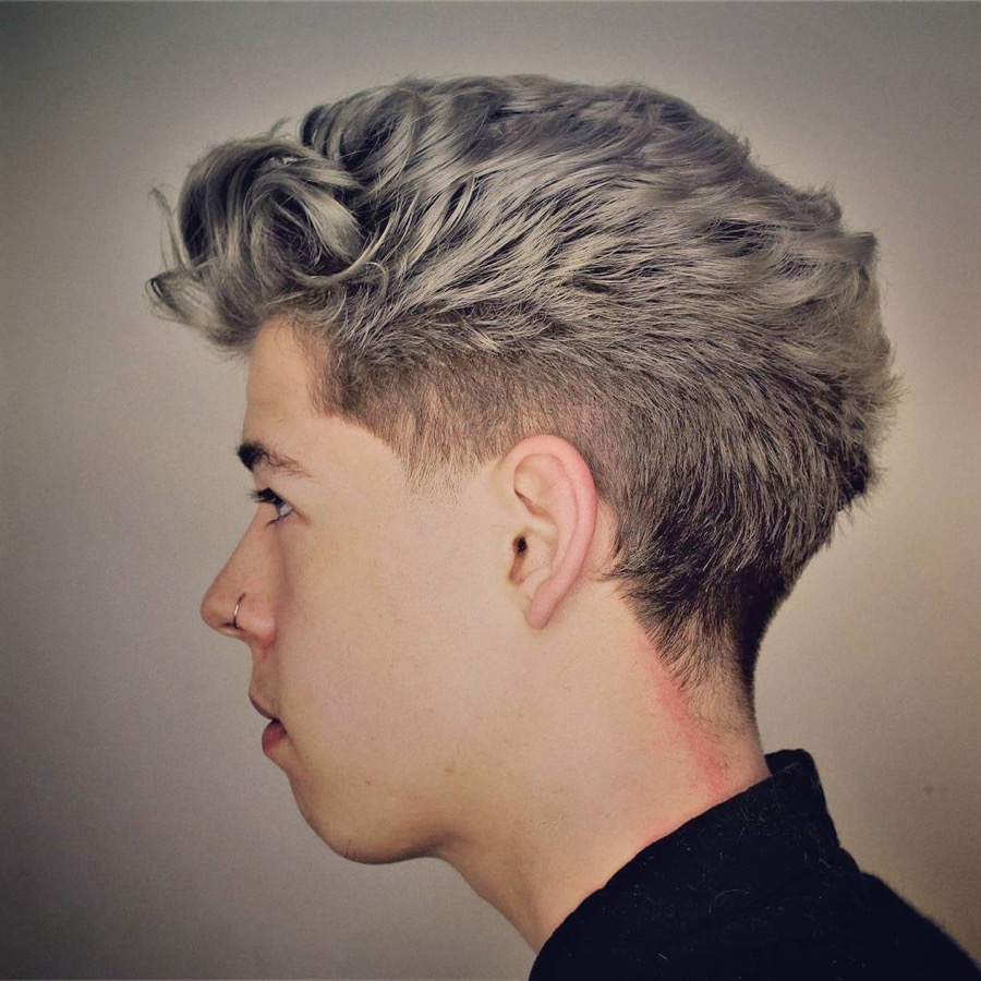 Image of Pompadour retro hairstyle for long hair