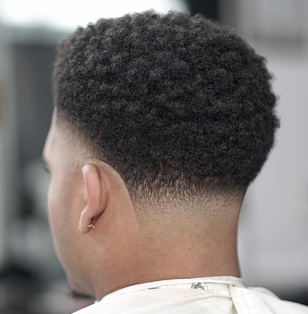 High Taper Fade Black Man / Best 25+ Curly taper fade ideas on