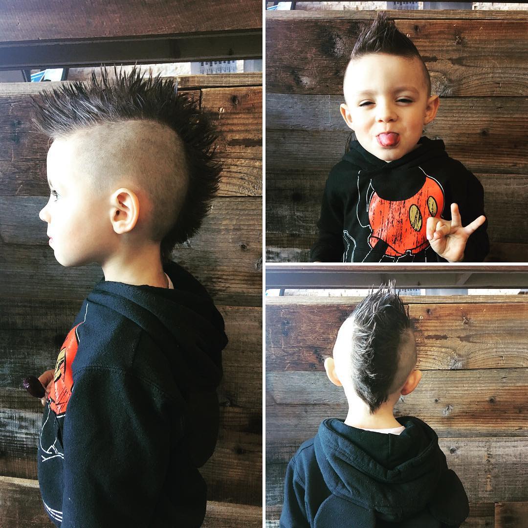 Corte de cabelo mohawk espetado para boys