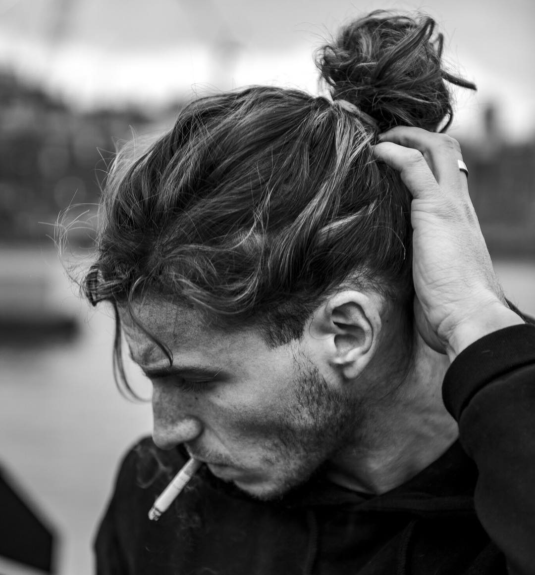 Wavy man bun