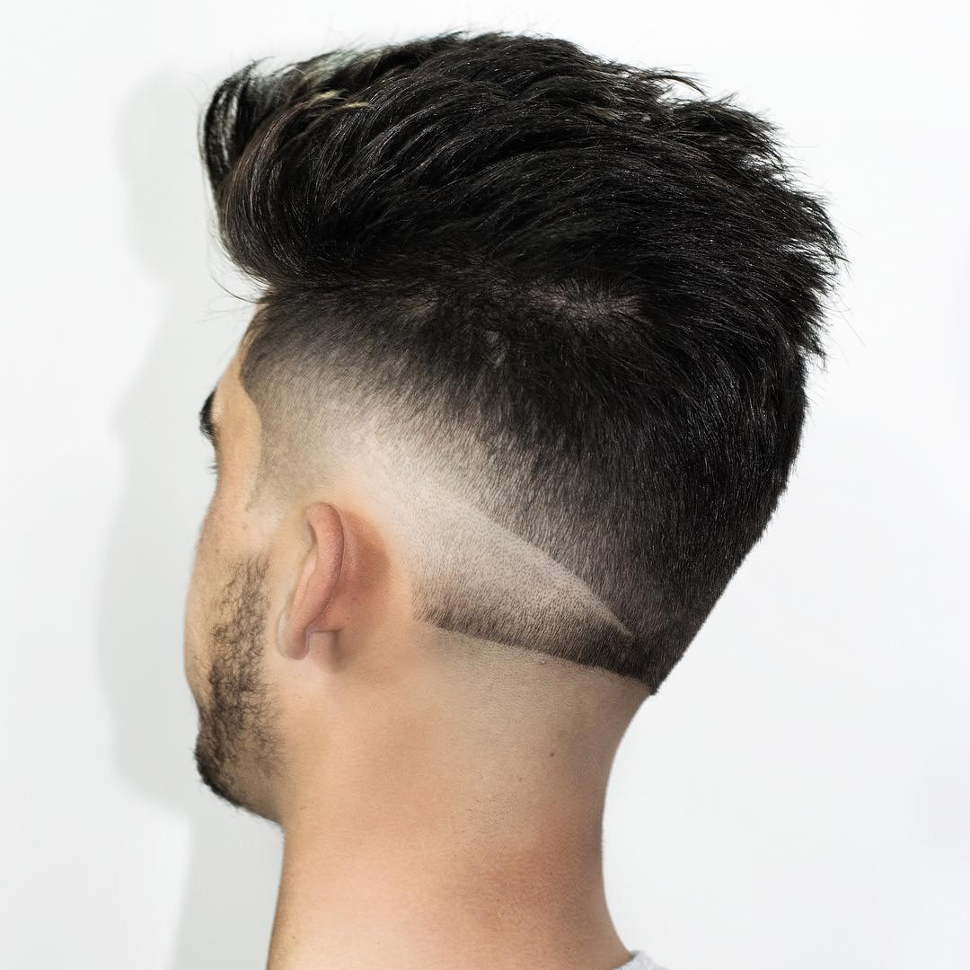 Diseño de cabello con doble desvanecimiento