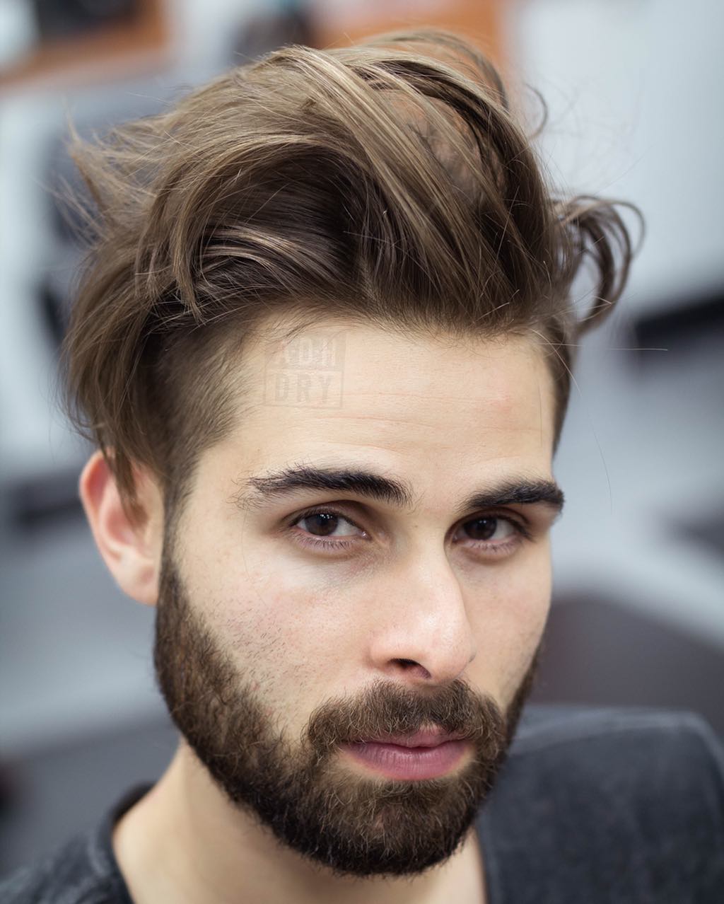 Cómo dejar crecer el pelo (Tutorial para hombres)