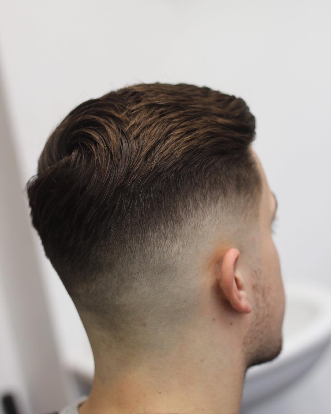 _charliebarber_ mid bald fade haircut