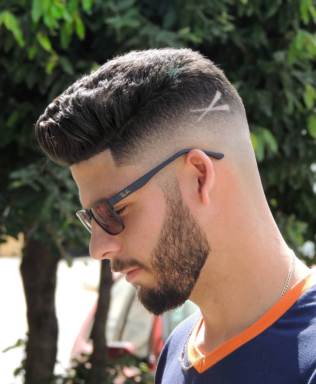 igorviniiusbarber corte de pelo corto para hombres con diseño de cabello