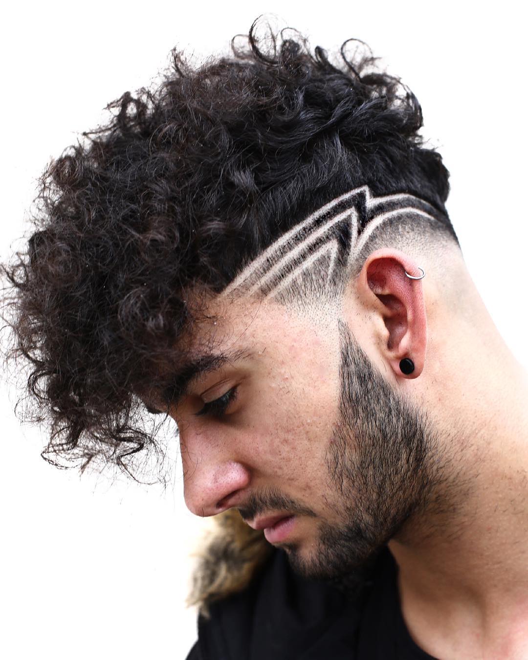 35+ Best Curly Hair Haircuts & Hairstyles For Men (2021 Update)