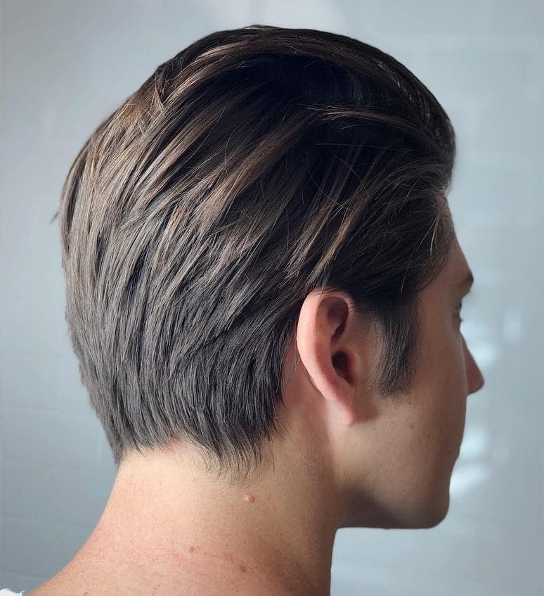 Featured image of post Layered Medium Length Haircuts For Men - Somewhere in between short and long, these medium length hairstyles for men are just right.