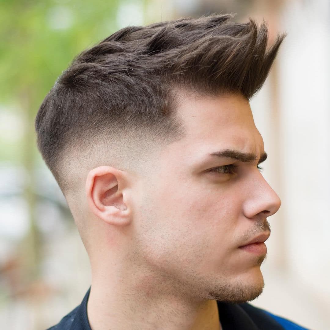 men hair cutting