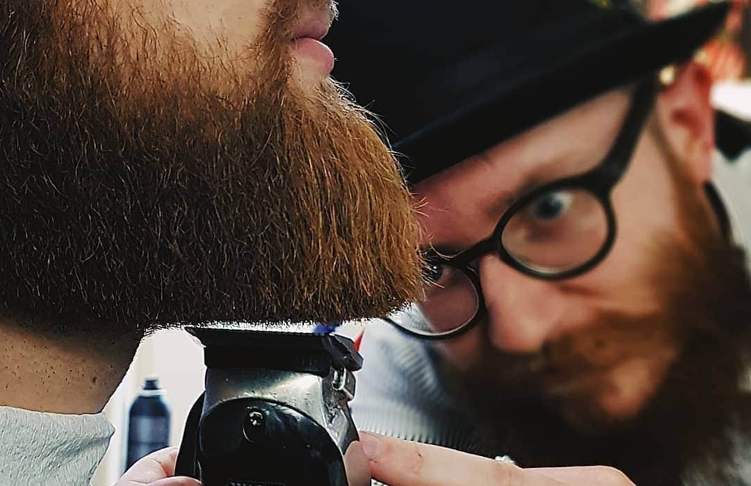 how to trim a beard