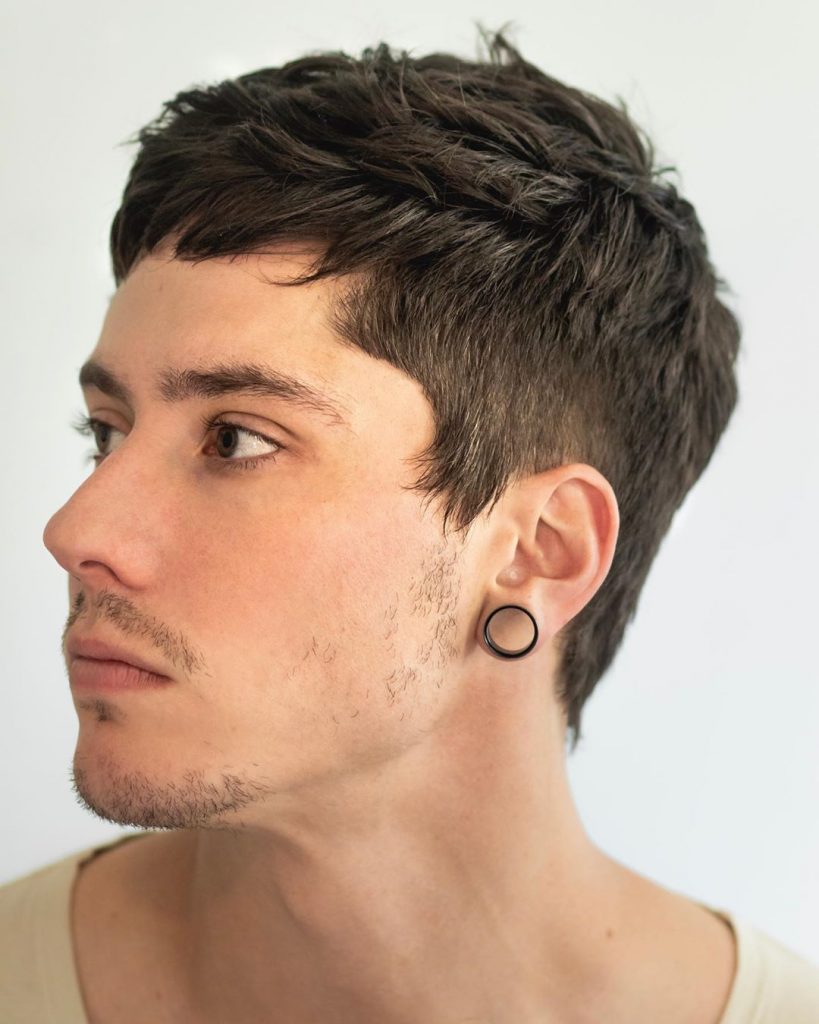 cortes de pelo modernos para hombres con cabello grueso