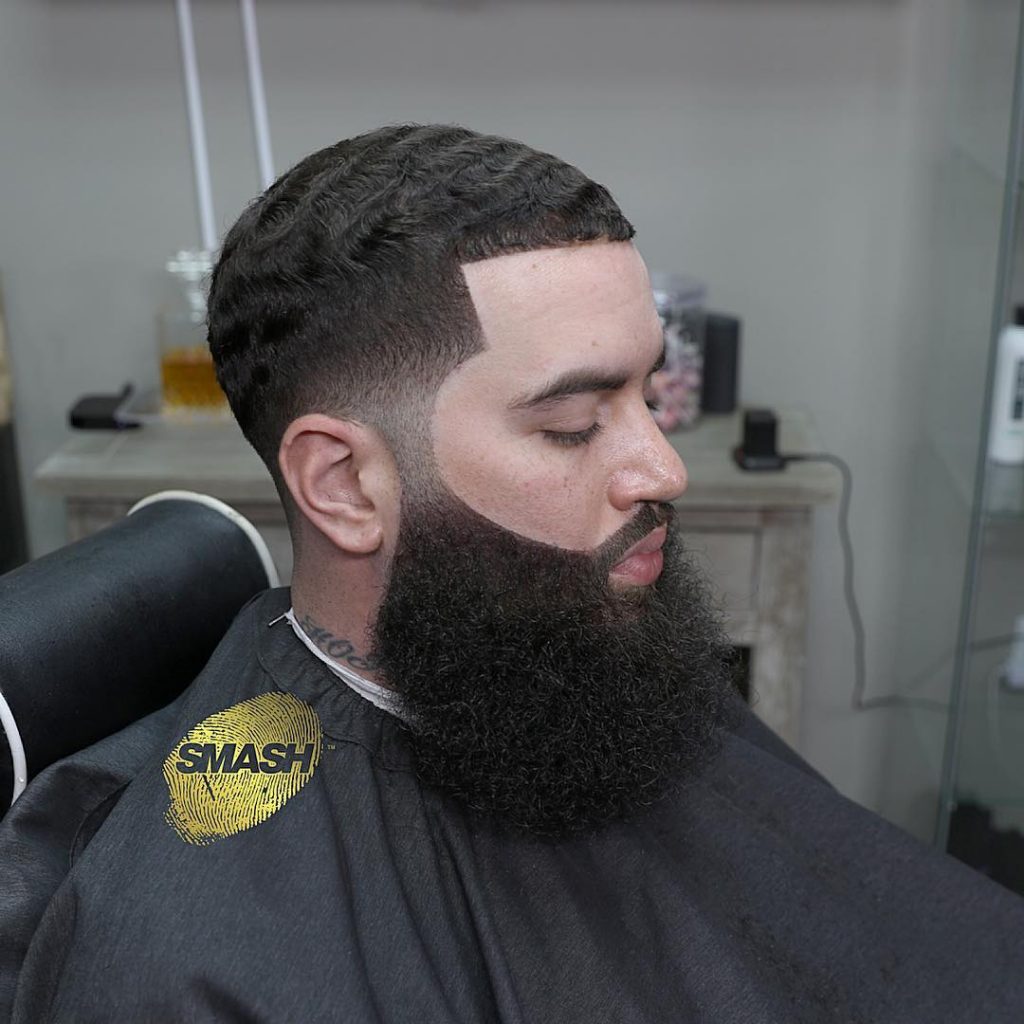 cortes de pelo corto para hombres con barba