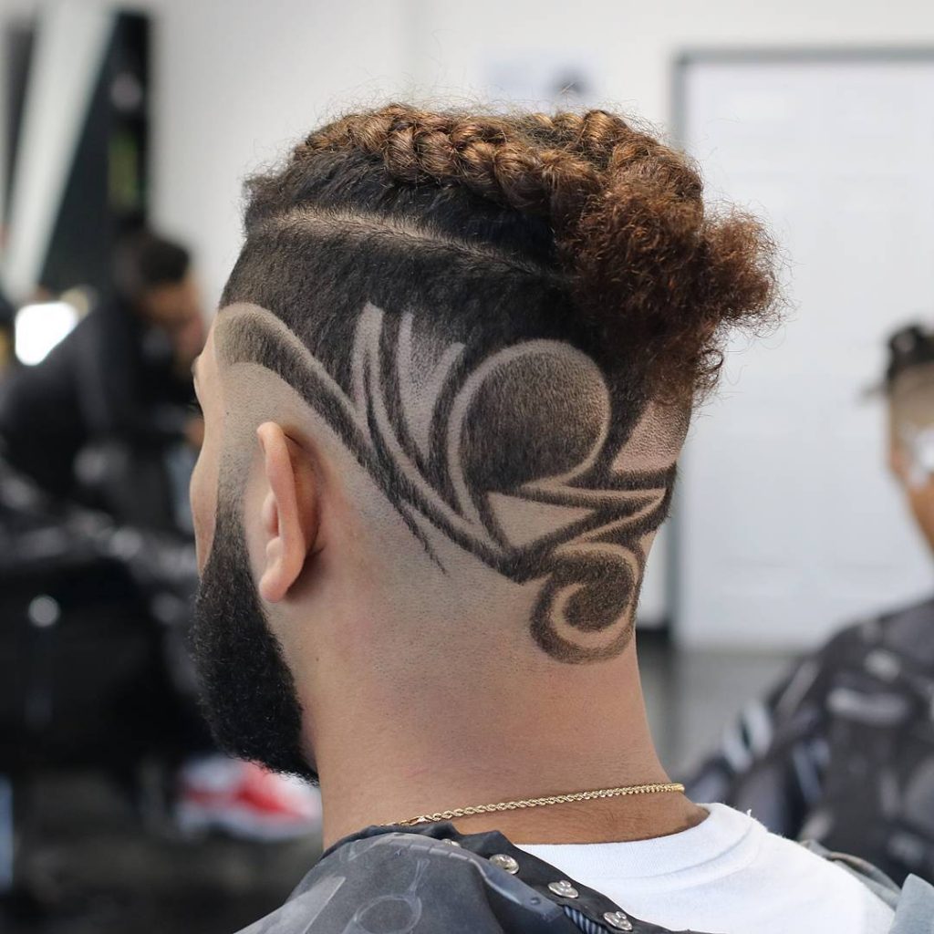 trenza con el pelo diseño de los hombres