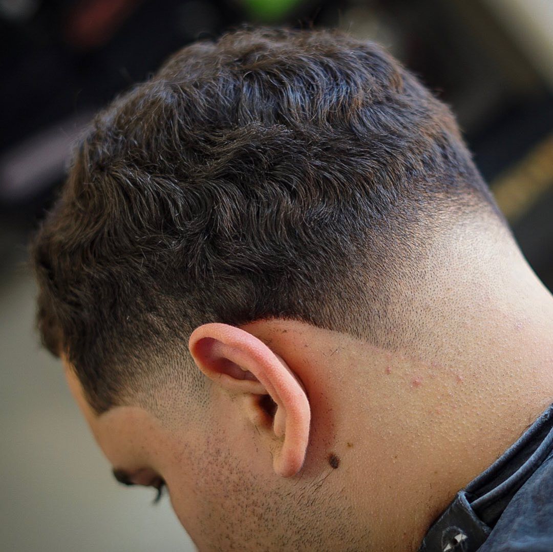 38 Taper Fade Haircuts For Men -> 2023 Update