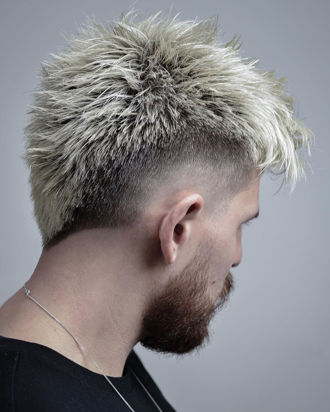 Mohicano Degradado: +33 Cortes de pelo y peinados