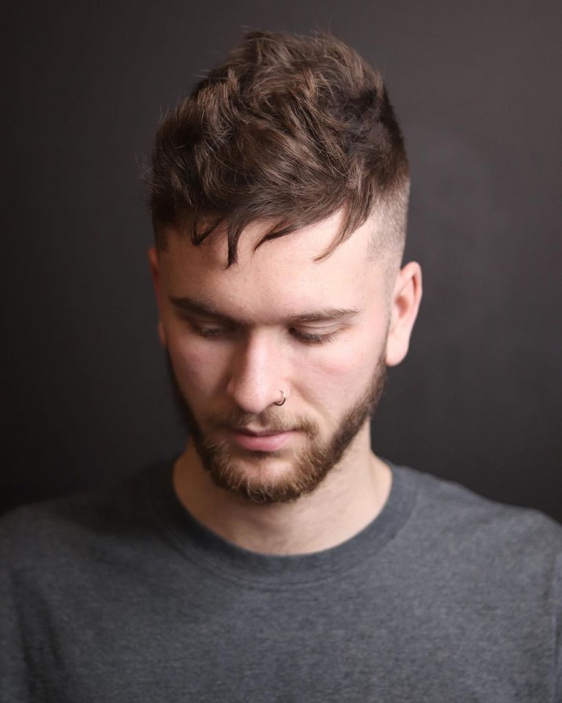 cortes de pelo para hombres de pelo ondulado