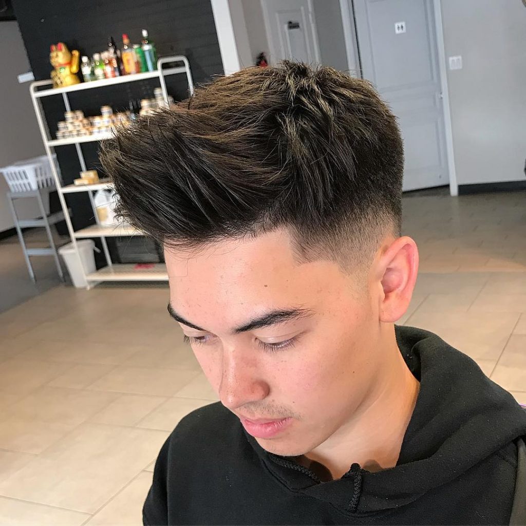 corte de pelo asiático quiff