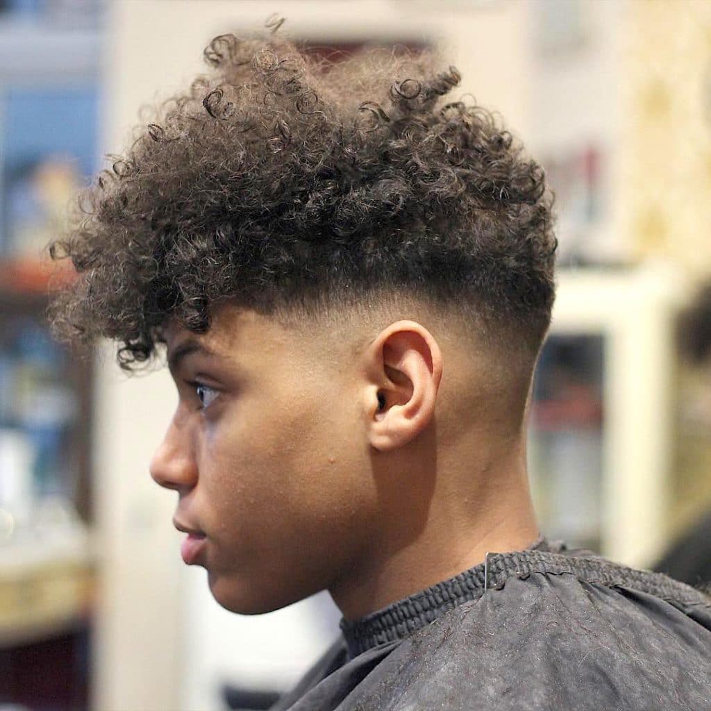 77 Best Curly Hairstyles & Haircuts For Men -> 2021 Trends