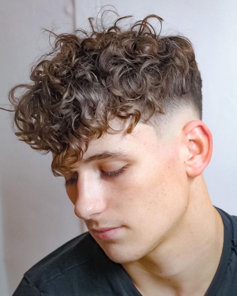 70 Cool Haircut Hairstyle Ideas For Men With Curly Hair 