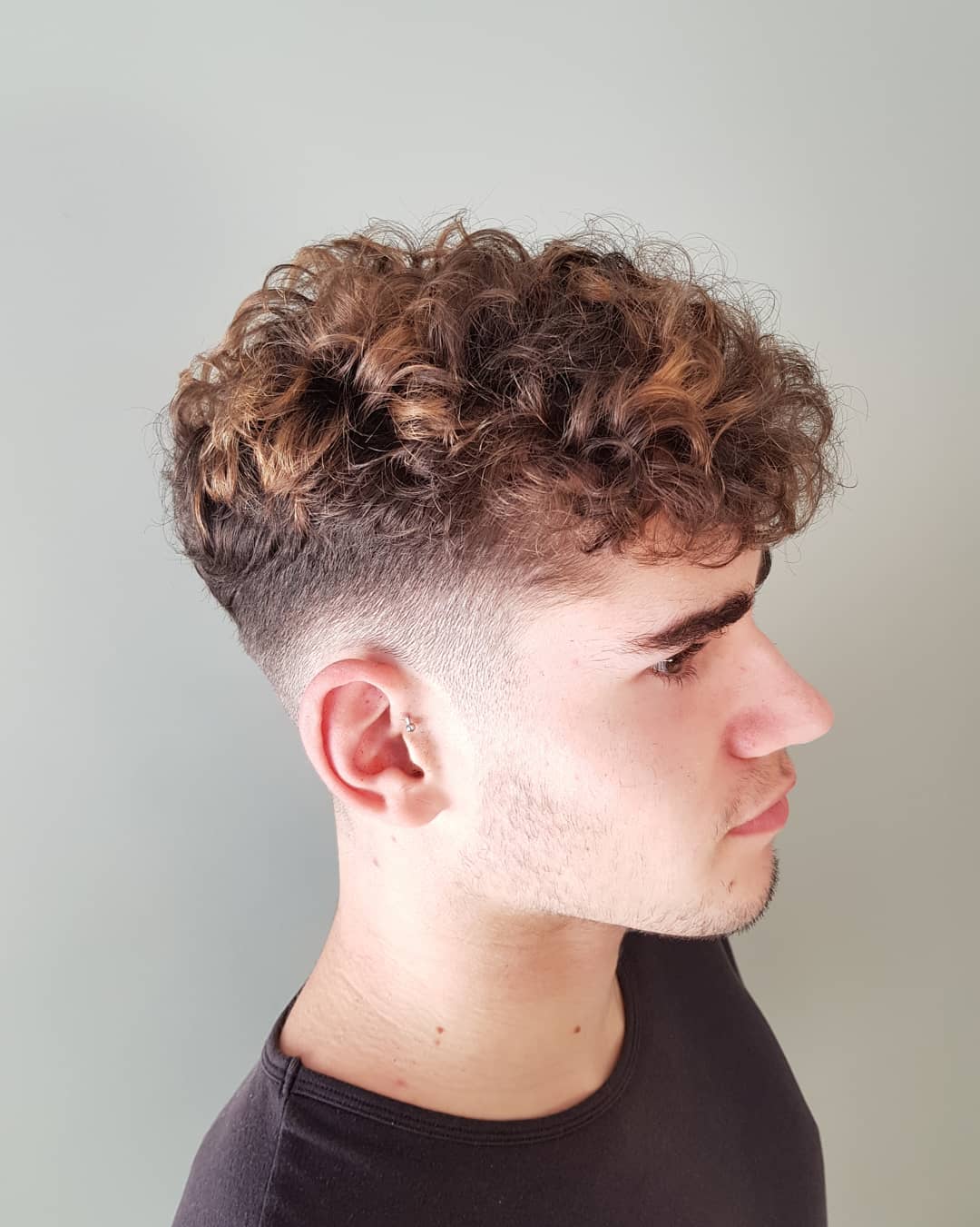 77 Best Curly Hairstyles & Haircuts For Men > 2021 Trends