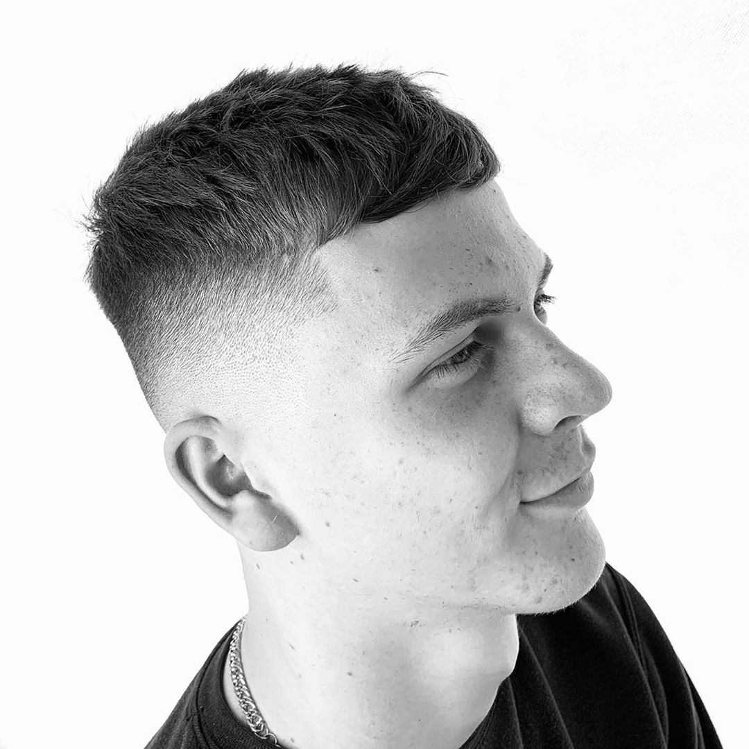 Crop Haircuts For Men: 35 Fresh Looks For Straight + Curly Hair Crop Haircuts For Men: 35 Fresh Looks For Straight + Curly Hair