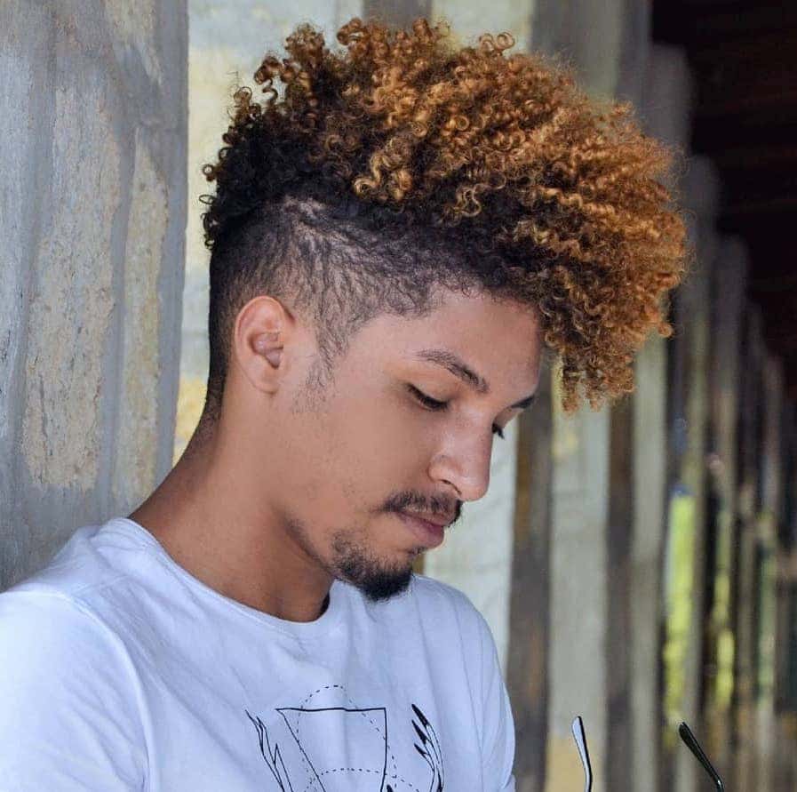 40+ Curly Hairstyles For Men: 2023 Trends