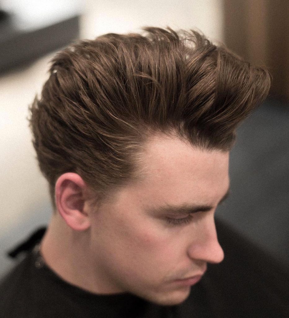 Peinados pompadour con textura Morrissey