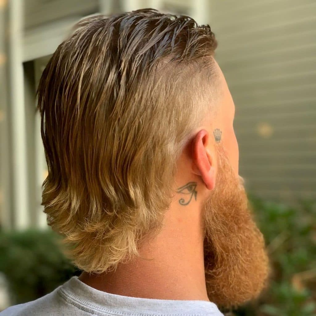 Pelo y barba de hockey