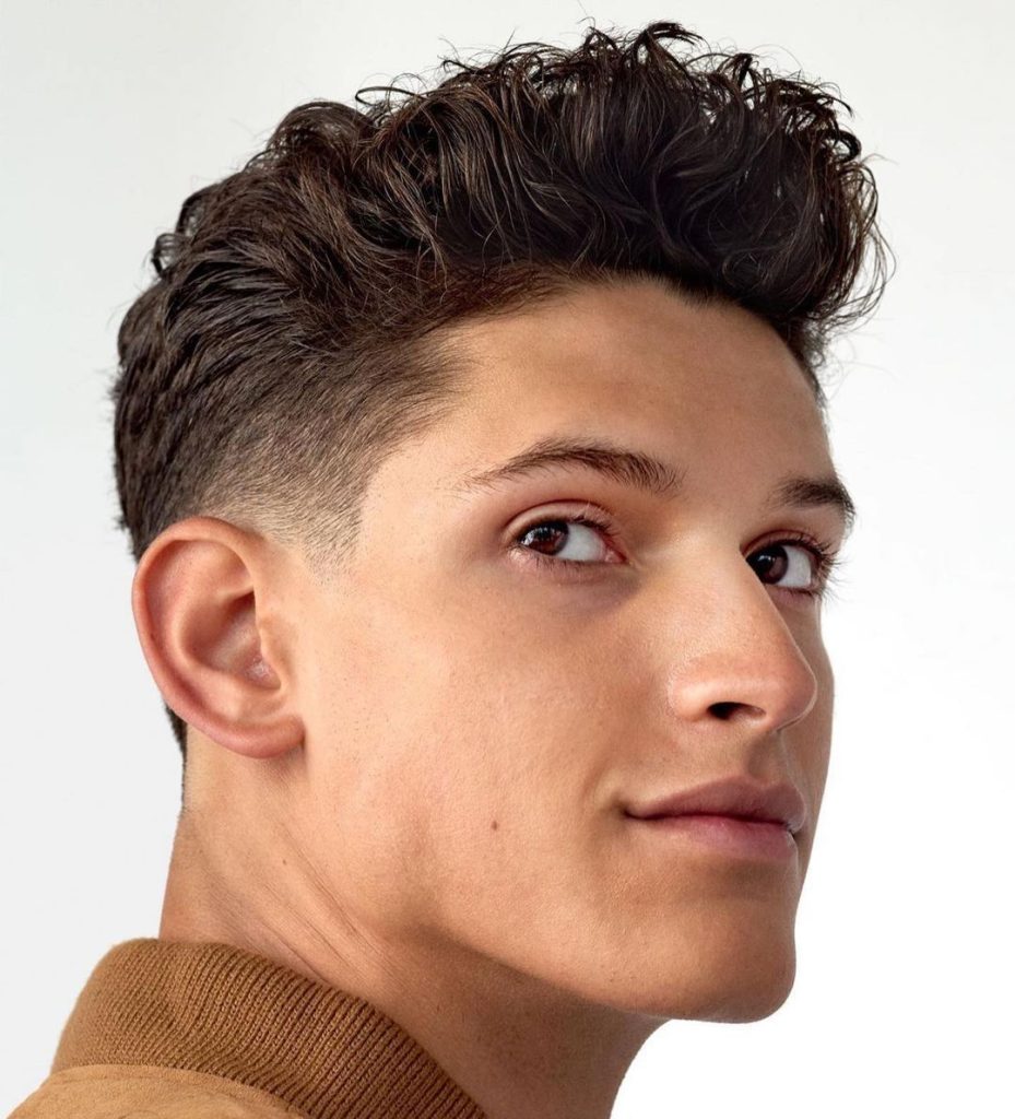 15 Best Hairstyles for Teenage Guys with Wavy Hair