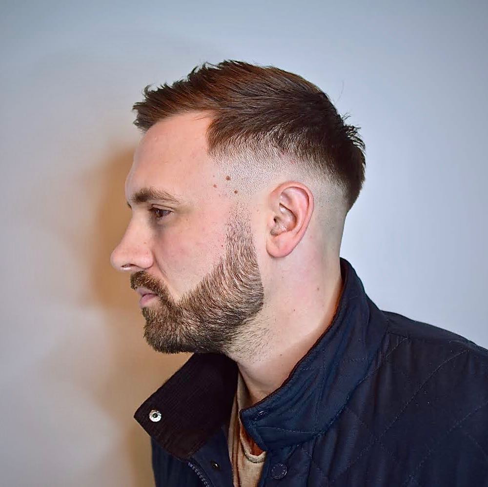 Cool haircuts for widow's peak M-shaped hairline men