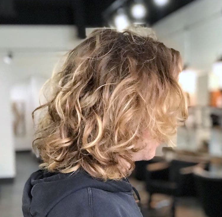 7 Stunning LowMaintenance Haircuts for Wavy Hair  SHEfinds